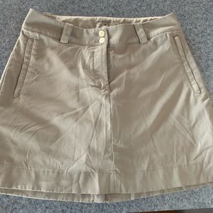 Women’s Nike golf skirt 6 gray
